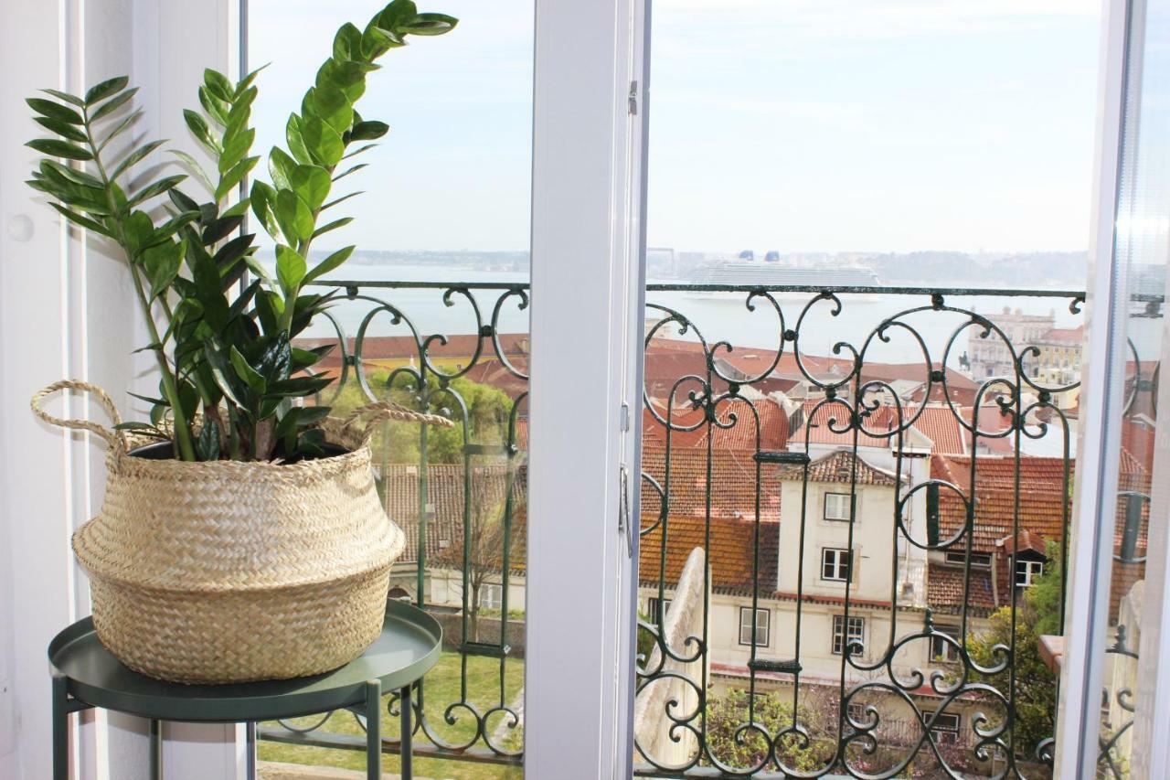Apartamento Casa Da Varanda Simpatica Lisboa